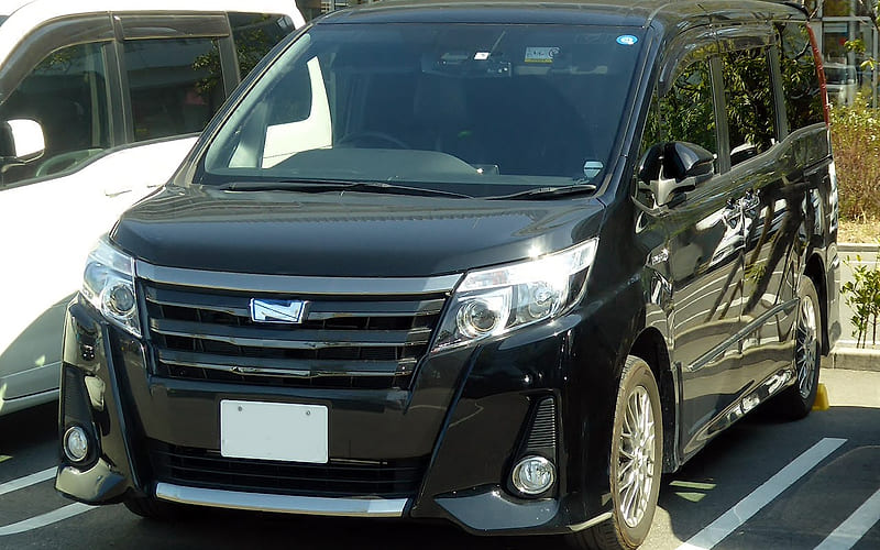 Toyota Noah 2021 Hybrid Reconditioned
